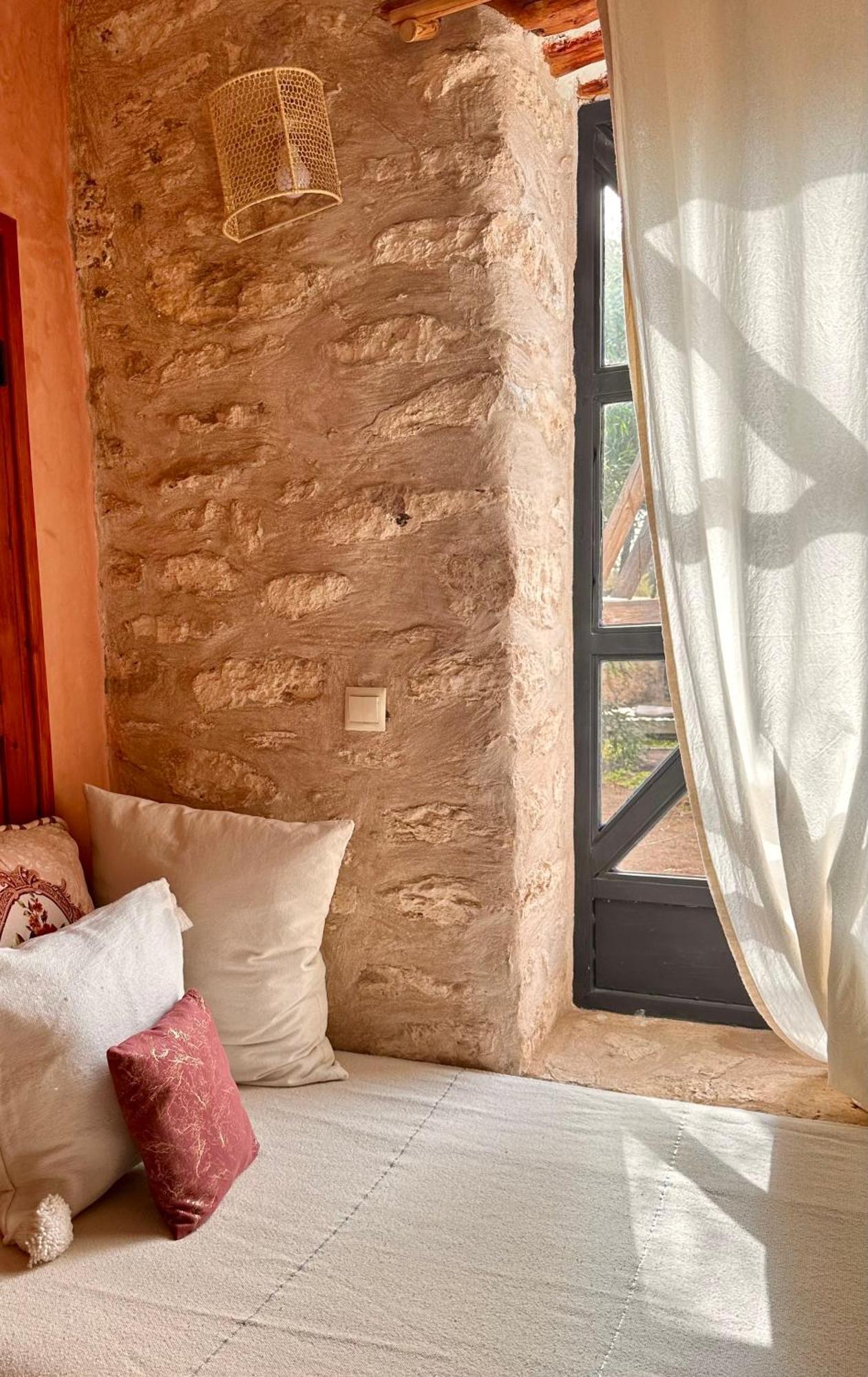 Atlantis 12, Maison D'Hotes Et D'Art Szavíra Kültér fotó